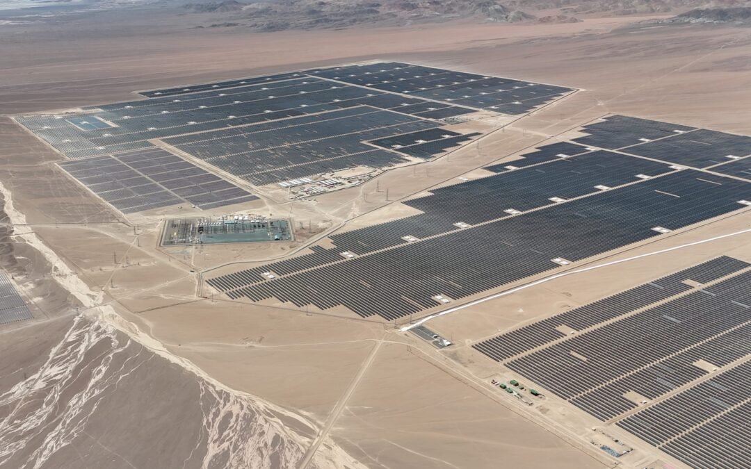 AES Andes inaugura Hub Andes Solar, uno de los mayores complejos de energía renovable del país